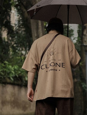 ラウンドネックプリントTシャツ【IR526】
