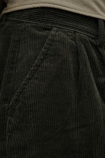 Corduroy rough tapered pants [IR673]