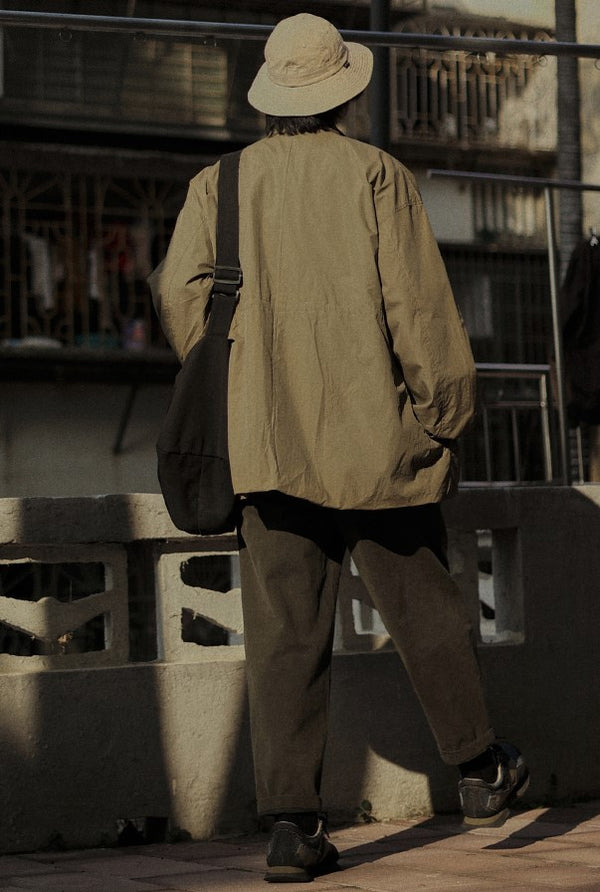 Multi-pocket windbreaker [IR452]