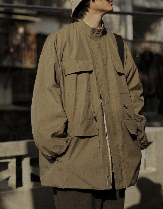 Multi-pocket windbreaker [IR452]