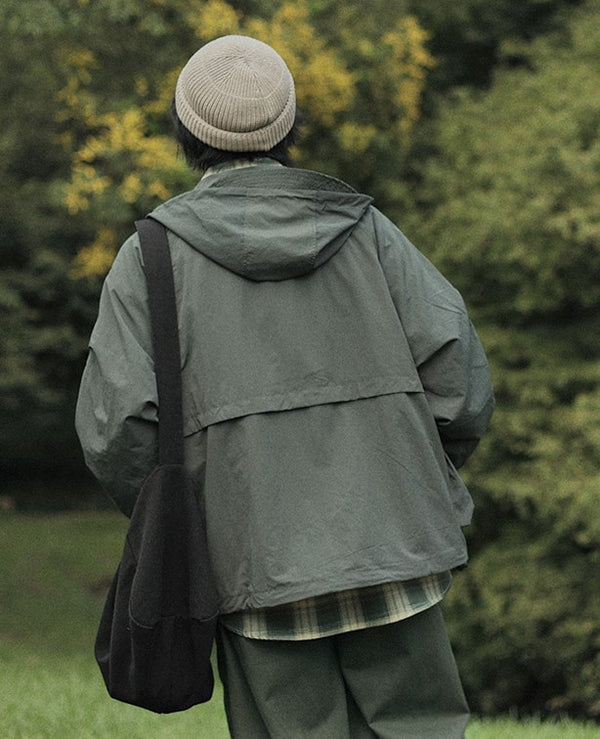 Multi-pocket hooded jacket [IR328]