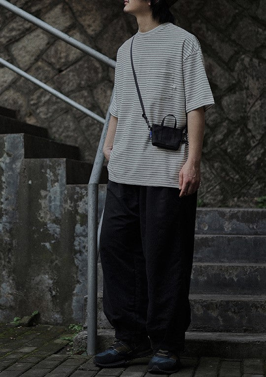 Pencil border loose T-shirt [IR506]