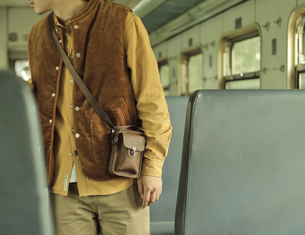 IRUMDROOM／Casual Shoulder Pouch／brown