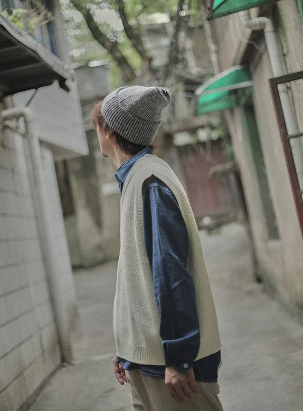 IRUMDROOM／V-neck Knit Vest／milky white